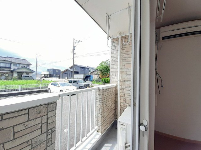 カーサドマーニのバルコニー|バルコニーがあります