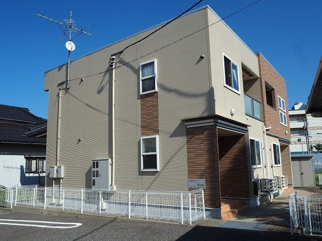 ジェルメ　ライムＢの外観|落ち着いた雰囲気の外観です