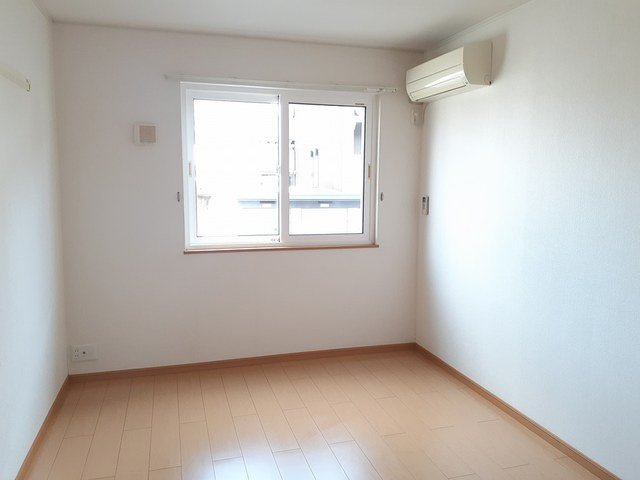 カ－サ　ハピネス　Ａの内装|内装もきれいです