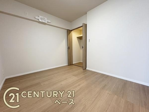 王寺久度アーバンコンフォートの洋室|■現地撮影写真■広々とした洋室約5.7帖です！