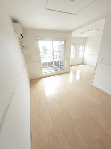 【居間・リビング】 | ヴィラ　ファインⅡ