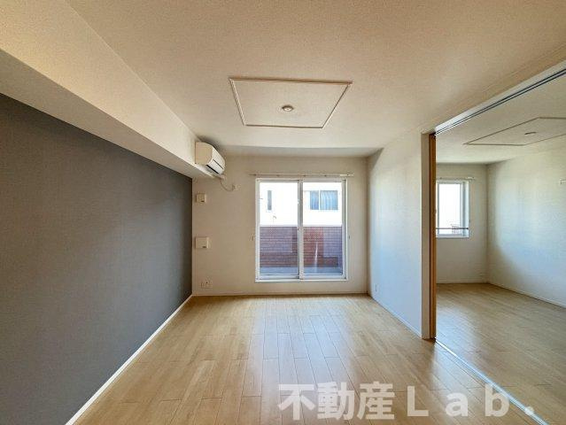 カサブランカⅠの居間・リビング