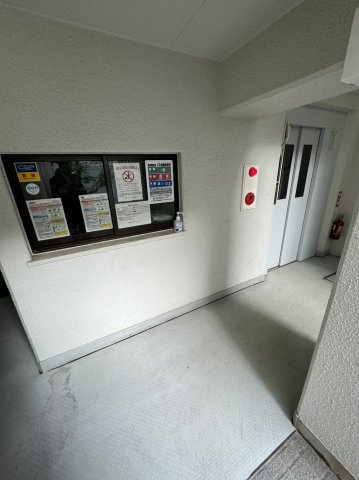パールシティ小石川のエントランス