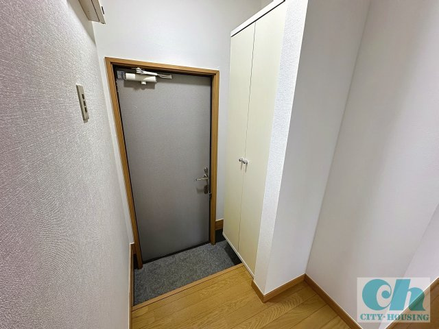 みもざ深沢 103号室の玄関