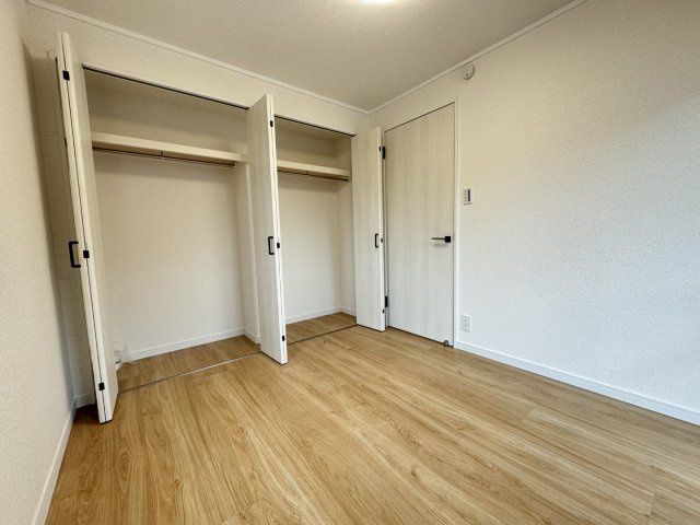 ライオンズマンション元八事の洋室