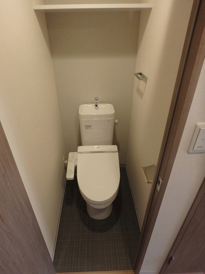 【トイレ】プレサンス塚本駅前 