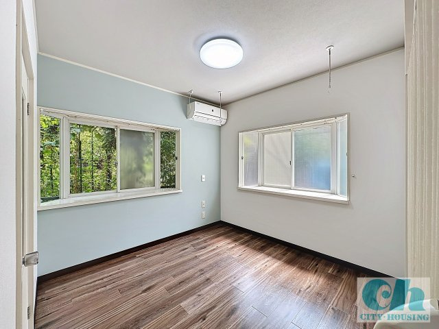 プティ―コーポ 101号室の洋室