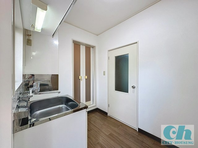 プティ―コーポ 101号室のキッチン