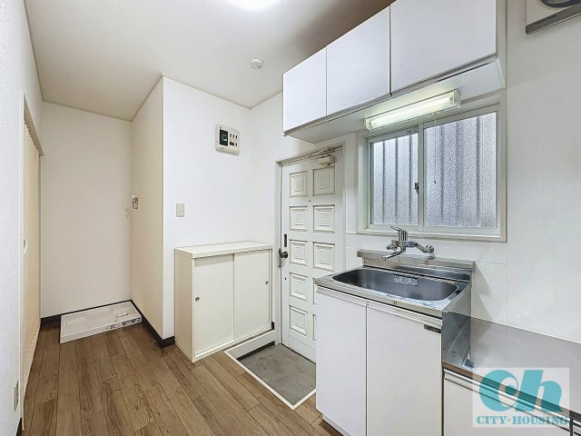 プティ―コーポ 101号室のキッチン