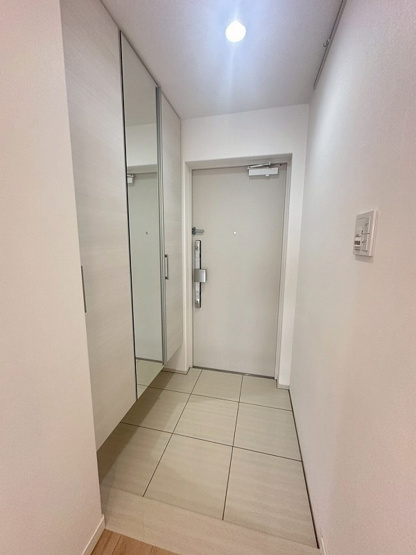 【玄関】 | アルファステイツ城西砂子12F | シューズボックスも大容量な玄関です