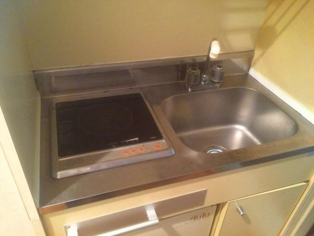 レオパレスＭＡＫＩのキッチン|キッチンでお料理をお楽しみください