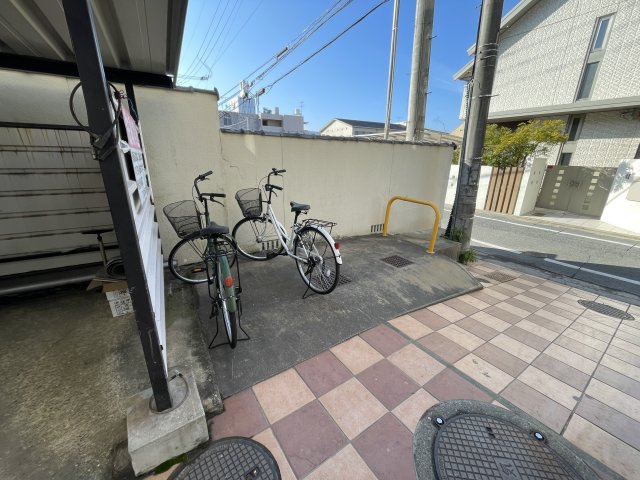 アルファ清心町のその他共用部分|自転車置場です。