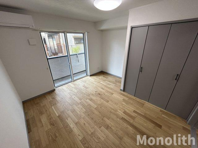 Feliz高石千代田の洋室