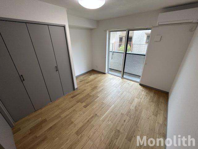 Feliz高石千代田の洋室