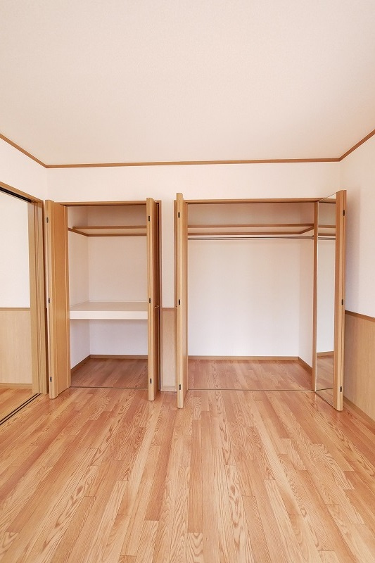 メゾンモンターニュC棟の収納|メゾンモンターニュC 102号室  