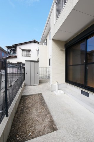 メゾンモンターニュC棟の設備|メゾンモンターニュC 102号室  
外部物置