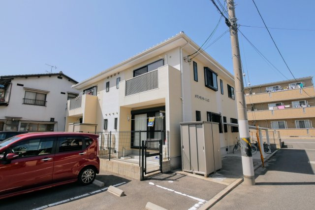 メゾンモンターニュC棟