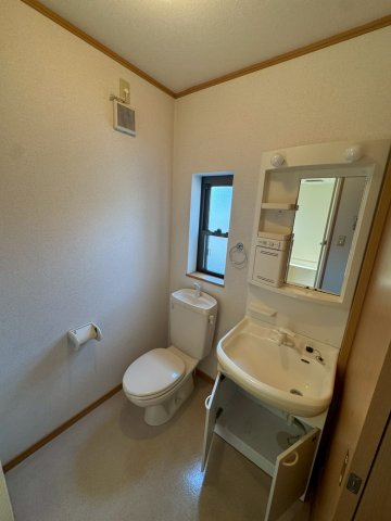 ミューズイン花中Aのトイレ