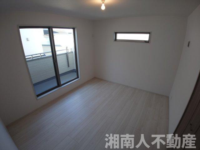 平塚市四之宮3丁目　未入居戸建の洋室|ゆったりした洋室です