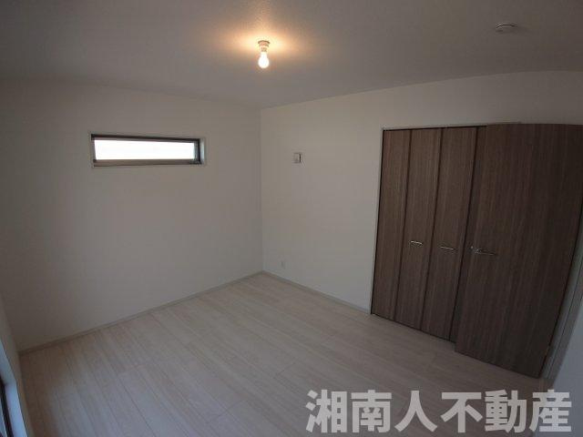 平塚市四之宮3丁目　未入居戸建の洋室|スタンダードな洋室です