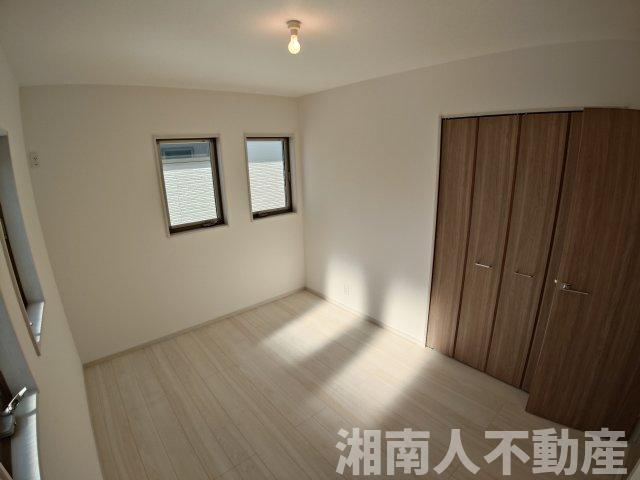 平塚市四之宮3丁目　未入居戸建の洋室|ゆったりした洋室です