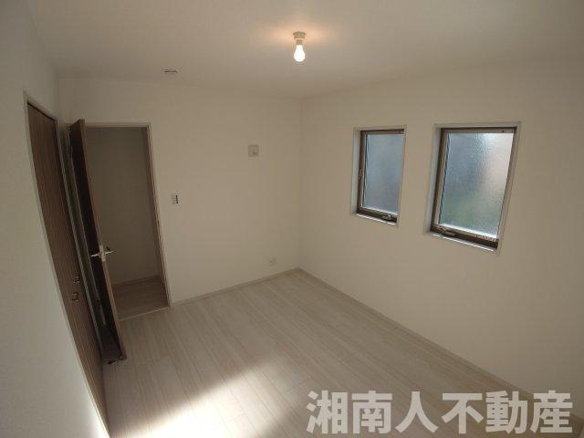 平塚市四之宮3丁目　未入居戸建の洋室|スタンダードな洋室です
