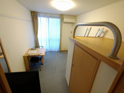 【居間・リビング】 | レオパレス春日 | 1階はフローリング仕様です。