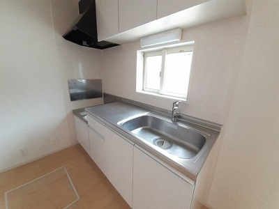 【キッチン】 | ビオラ・フィオーレ・辻井