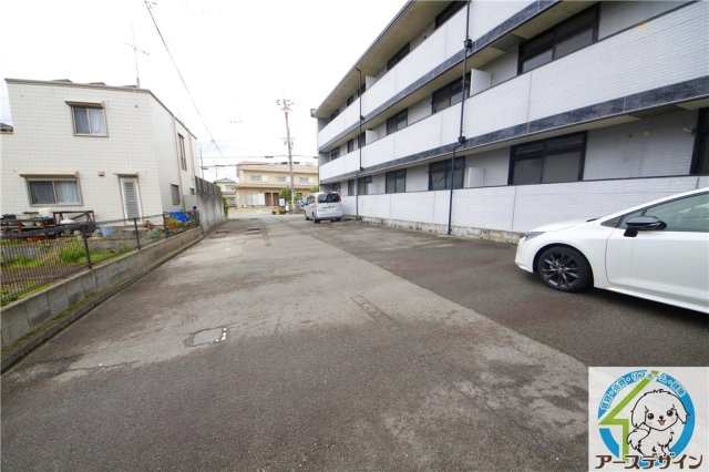 ヴィ　フォレストⅡの駐車場