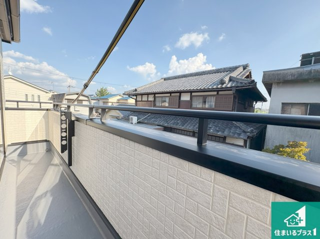 八幡市八幡長田　新築一戸建てのバルコニー|日当たりのよいバルコニー！お部屋が開放的に！