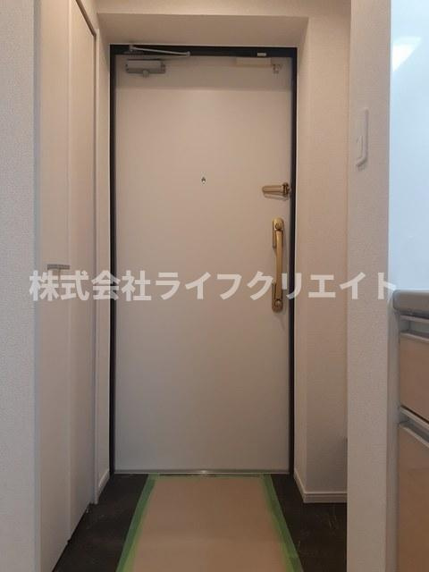 グランソレーユの玄関