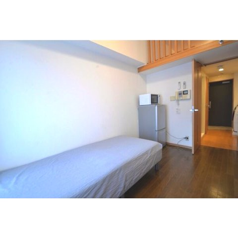 エステムコート新大阪Vソレックスの洋室