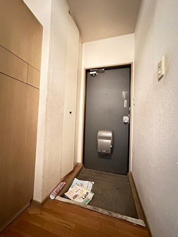 エクセル南茨木の玄関