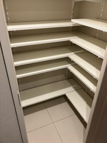 ブランズ大阪本町の収納