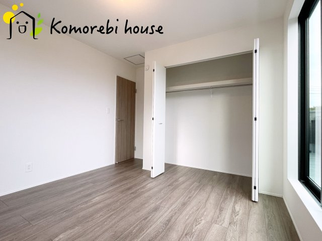 さいたま市見沼区深作　11期　新築一戸建て　グラファーレ　03の収納|専用の収納スペースです