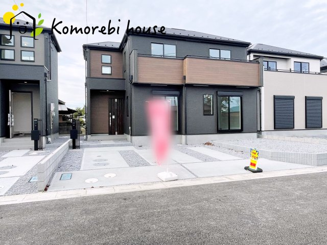 さいたま市見沼区深作　11期　新築一戸建て　グラファーレ　03の駐車場|駐車スペースもあります