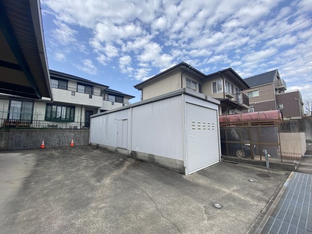 ロックフィールド倉庫の駐車場