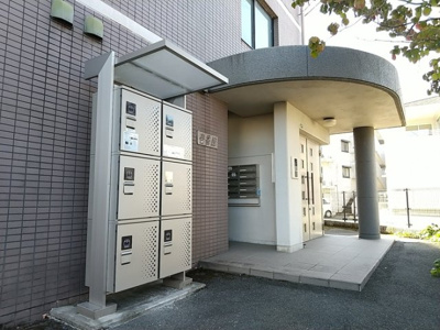 【エントランス】 | アバンウェル今井町Ⅰ番館