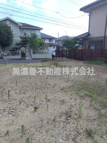 ６５７４２　各務原市松が丘土地の外観