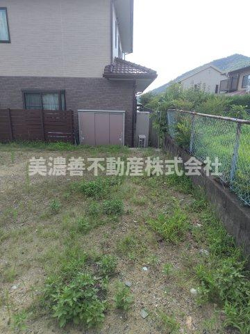 ６５７４２　各務原市松が丘土地の外観