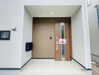 【エントランス】