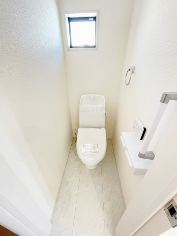 新築戸建・建売　桐生市相生町4丁目　長期優良住宅認定　相生小・相生中のトイレ