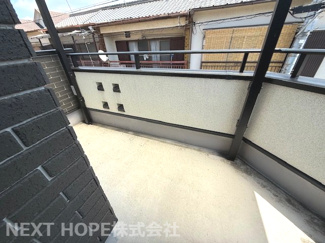 【バルコニー】 | 尼崎市杭瀬北新町３丁目中古戸建 | バルコニーです♪たくさんのお洗濯物が細背うです！