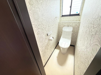 【トイレ】 | 尼崎市杭瀬北新町３丁目中古戸建 | トイレは１階・２階に設けられております♪
