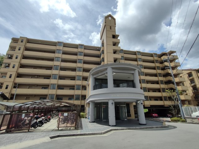 ライオンズマンション川西清和台壱番館