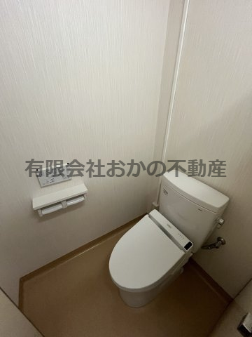 青山事業用売物件のトイレ|清潔感のあるトイレです