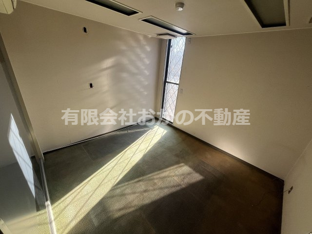 青山事業用売物件の洋室|応接室