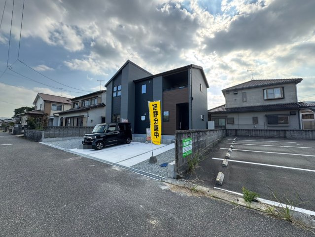 Adoble+ーアドブル＋小倉南区下貫3丁目4期　【小倉南区　新築戸建て】の前面道路含む現地写真|現地撮影　2025,11,14　Adoble+ーアドブル＋小倉南区下貫3丁目4期　【小倉南区　新築戸建て】