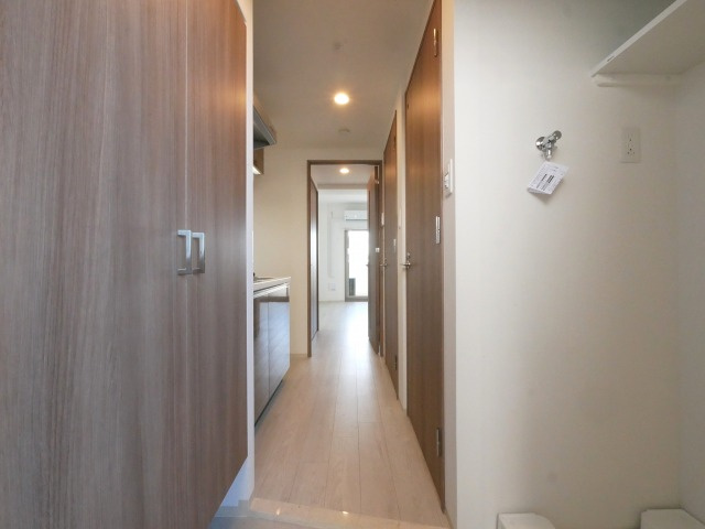 【玄関】 | Alivis福島海老江(旧:フォーリアライズ福島ルノン)