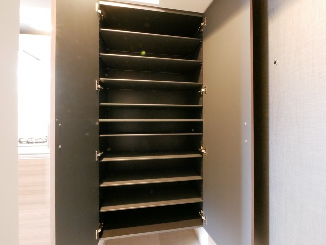 【収納】 | Alivis福島海老江(旧:フォーリアライズ福島ルノン)